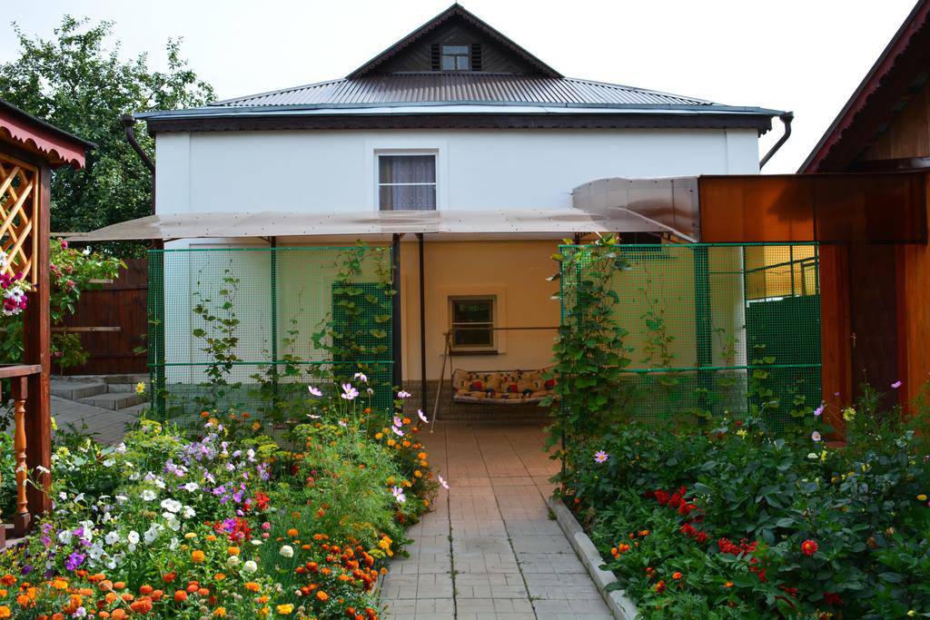 Guest House V Gostyah U Yuli