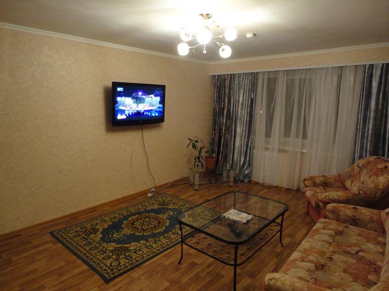 Apartment on Lazurnaya