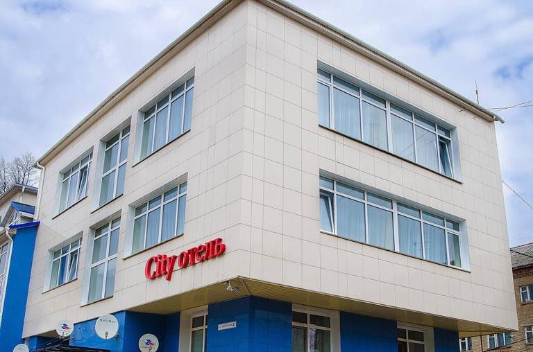 City Hotel