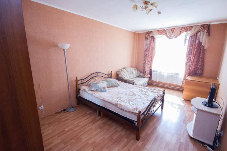 Apartment Prospekt 70 let Oktyabrya 73-B