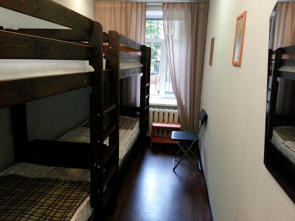 Hostel rose