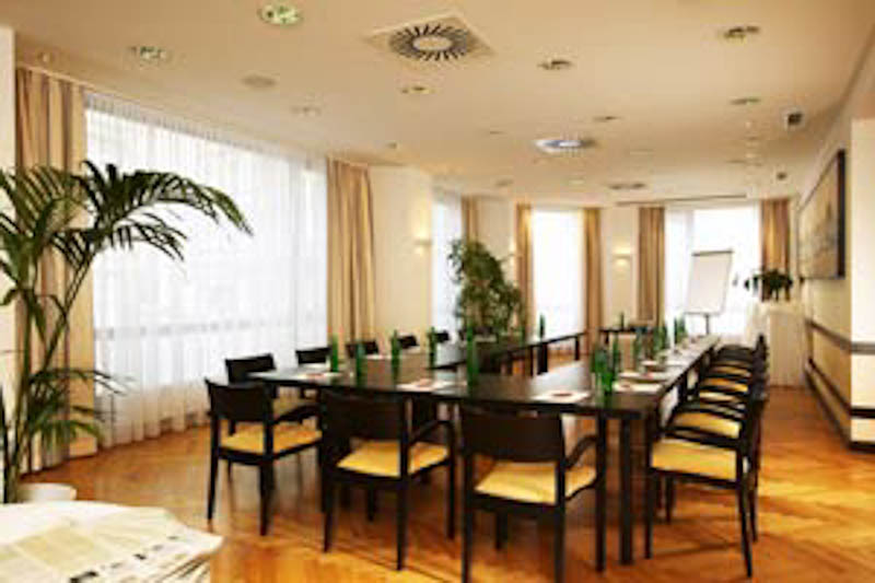 Astoria 4*