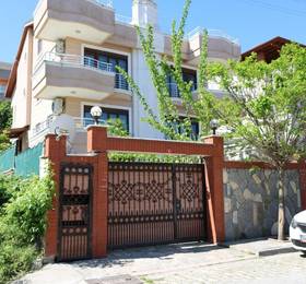 Asfar Villa в Яловой