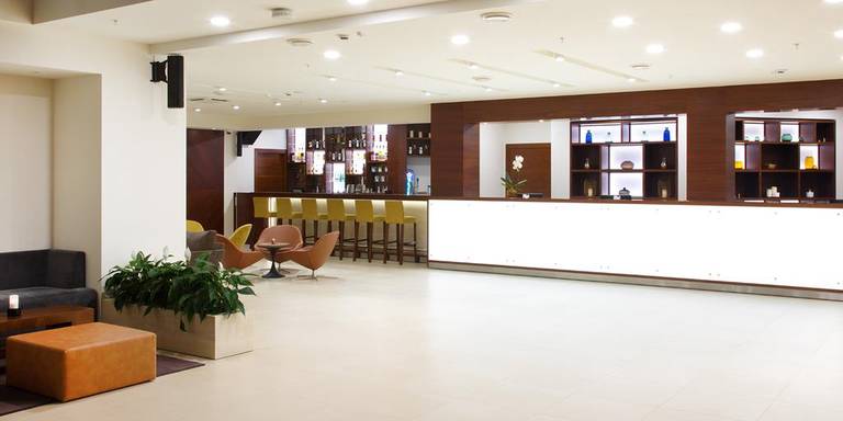 Parklane Resort and Spa