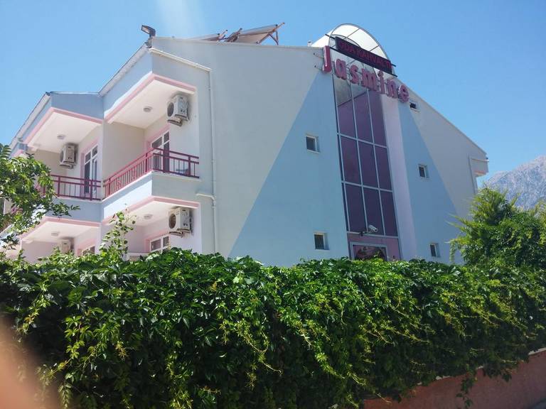 Jasmine Otel