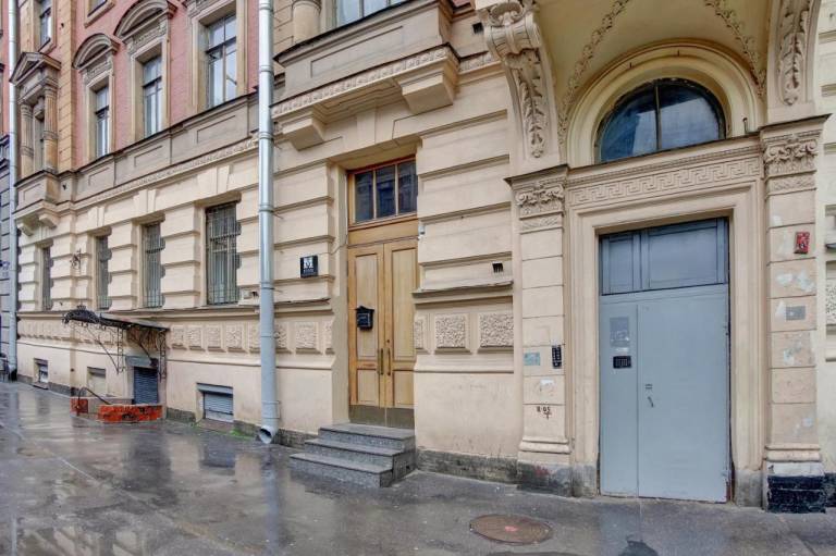 Hotel on Mokhovoy (На Моховой)