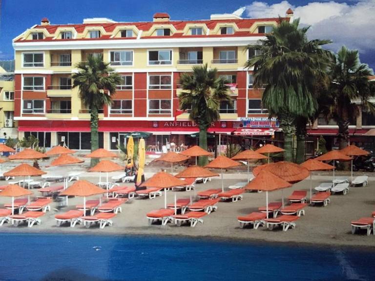 Bora Beach Flat