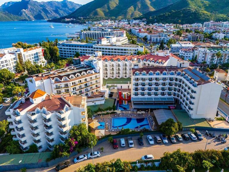 Prestige Garden Hotel