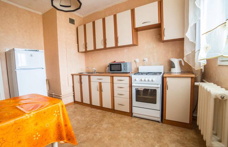 Apartment on Arkticheskaya 18