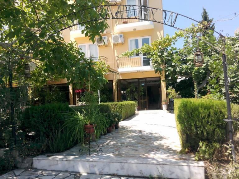 Seker Pansiyon