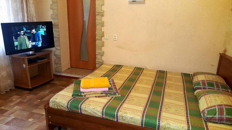 Apartment on Dzerzhinskogo 63