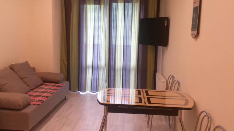 Apartment na Arkhitektora Danini 5