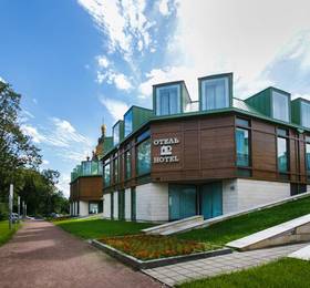 New Peterhof Hotel в Петергофе