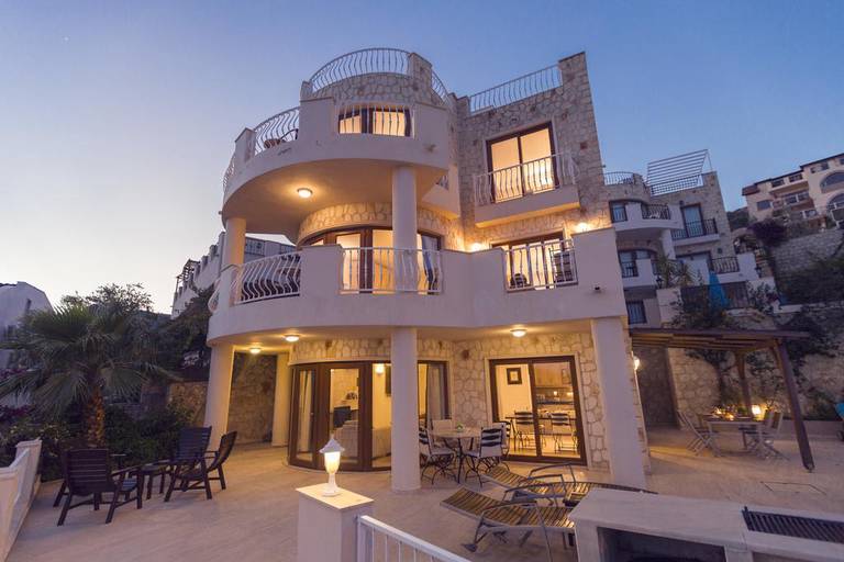 Villa Atlas