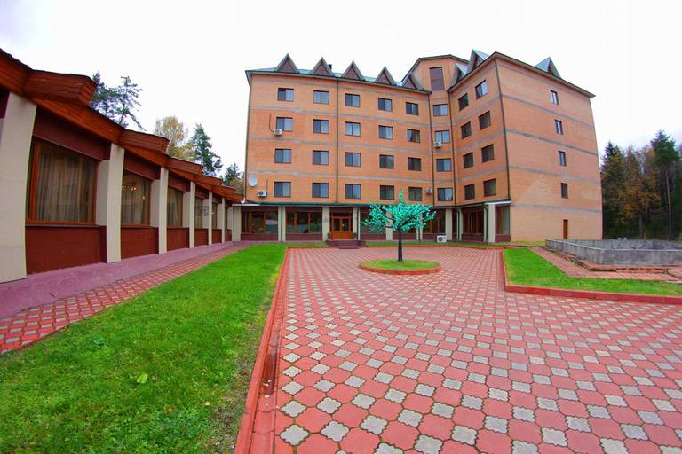 Коттеджный комплекс Лесная сказка