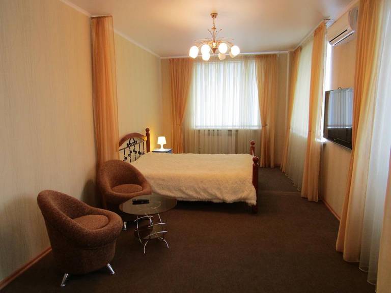 Apartment Furmanova 21