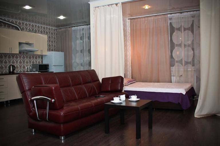 Apartament Bakunina 137