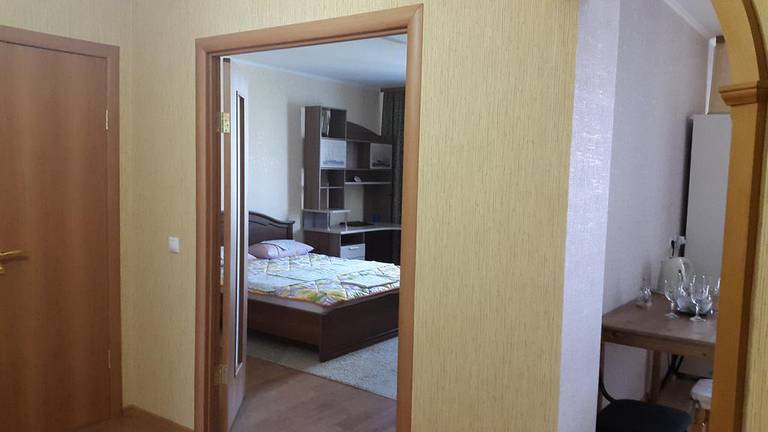 Apartment Komarova 21