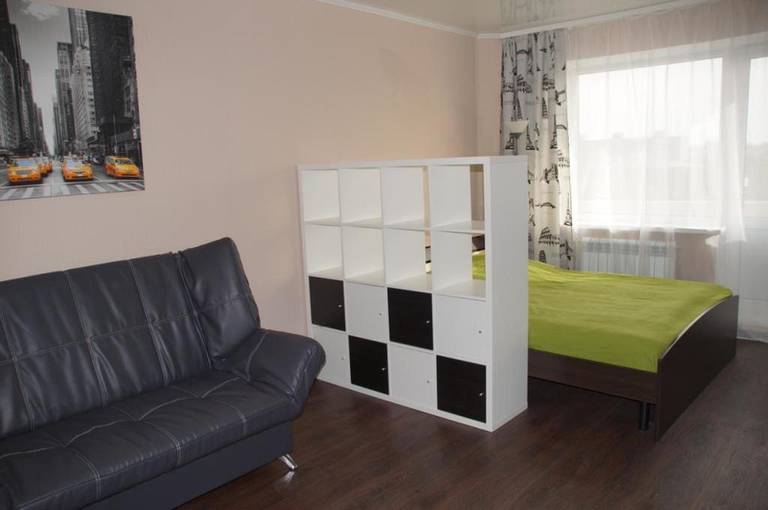 Apartment On 10 Let Oktyabrya 109