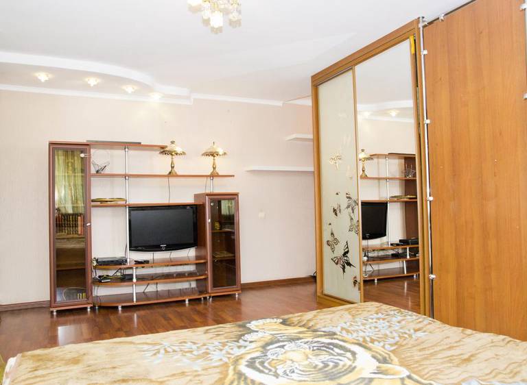 Apartment Irtyshskaya Naberezhnaya 29