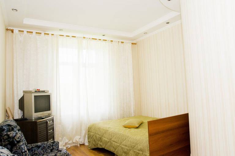 Apartment na Bratskoy 5