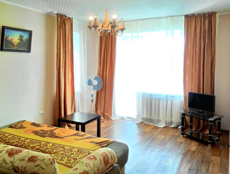 Apartment Serova 26