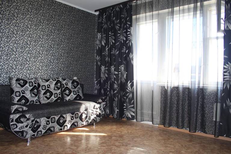 Lilias Apartment