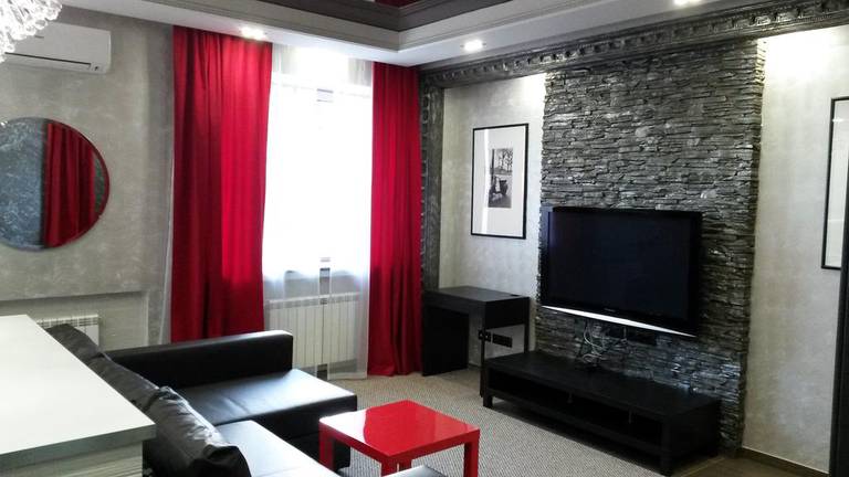 Apartments on Pereleta 32