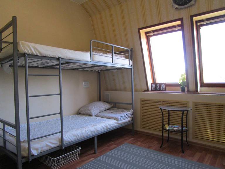 Hostel Den I Noch