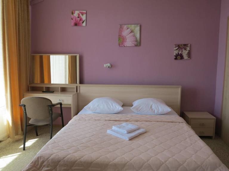 Gostinitsa Solnechniy Veter