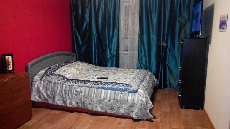 Apartment Krasnoyarskaya 4