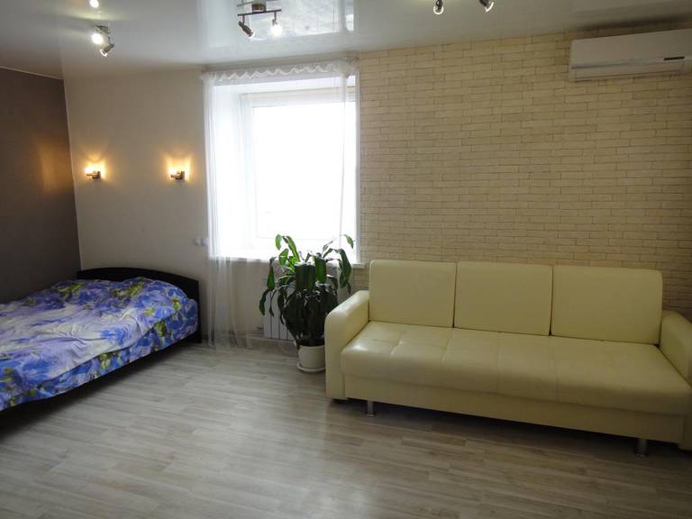 Apartment B. Pokrovskaya 93
