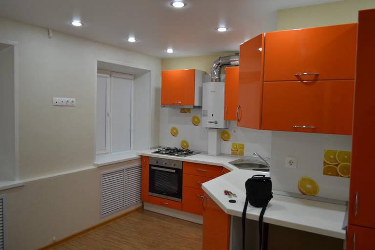 Apartment on Dolzhanskaya 6