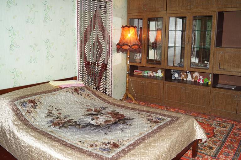Apartment L'va Tolstogo 52