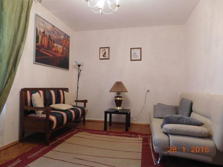 2 Bedrooms Flat Lessnoy Passage