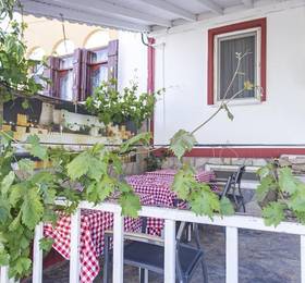 Hill Boutique Hotel в Бозджааде
