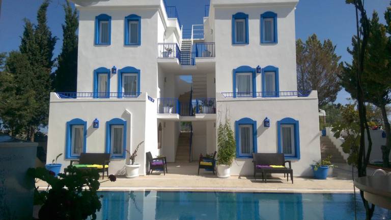 Zuzus Kitchen Apartments