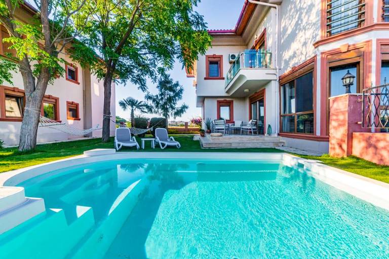 Vista Villa