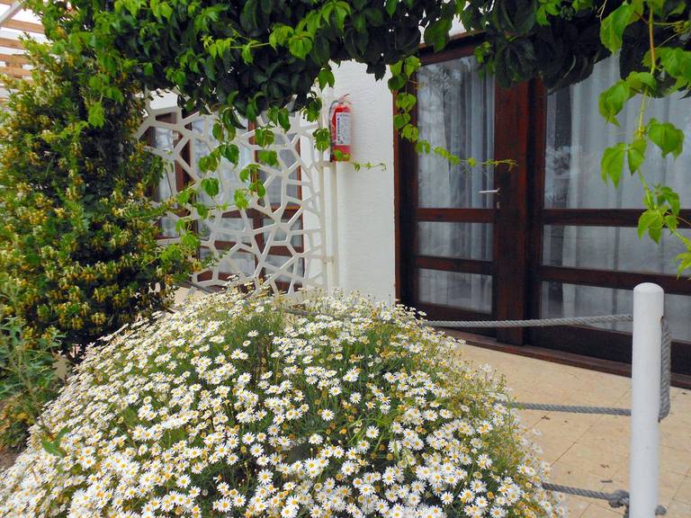 Aytas Hotel
