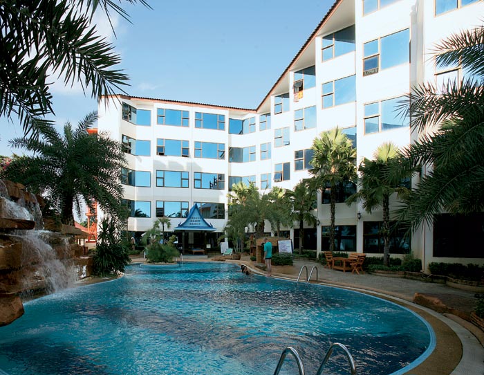 Jomtien Dragon Beach Resort