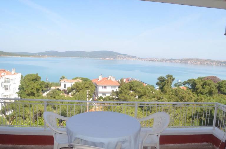 Tunc Hotel