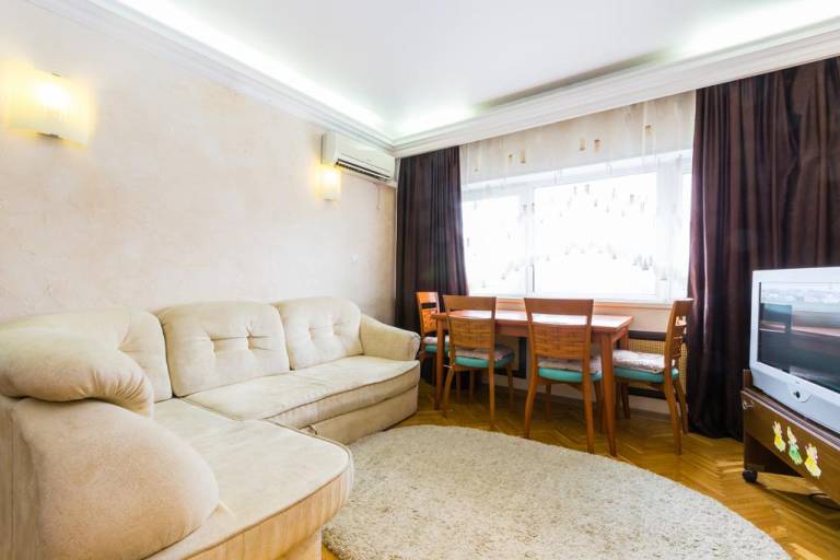 Apartment On Bolshaya Tulskaya