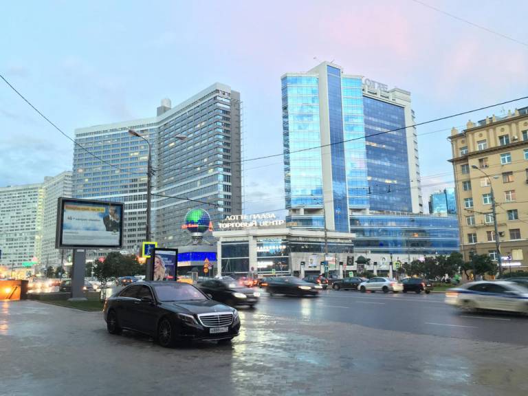 Moscow center - New Arbat - 2 bedrooms
