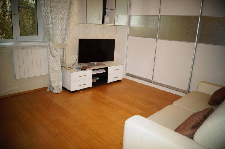 Apartment On Lesteva 15