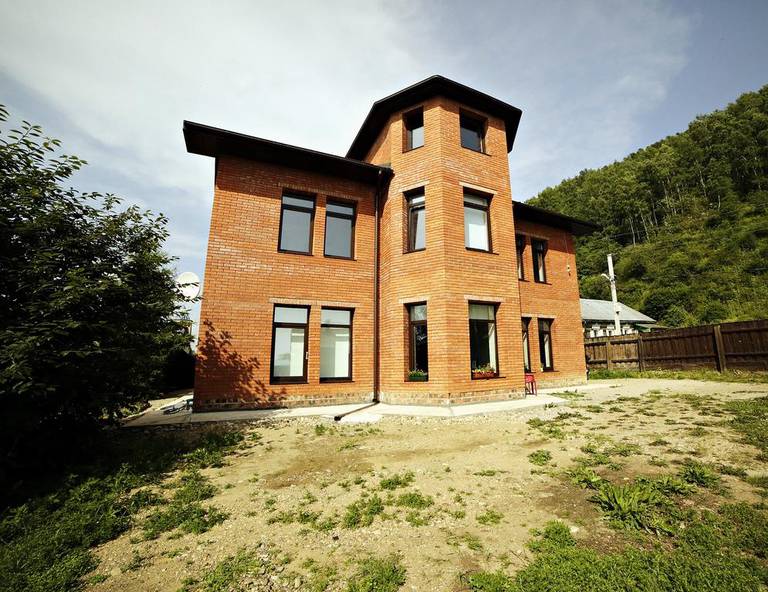 Guest house Ostrovskogo 11