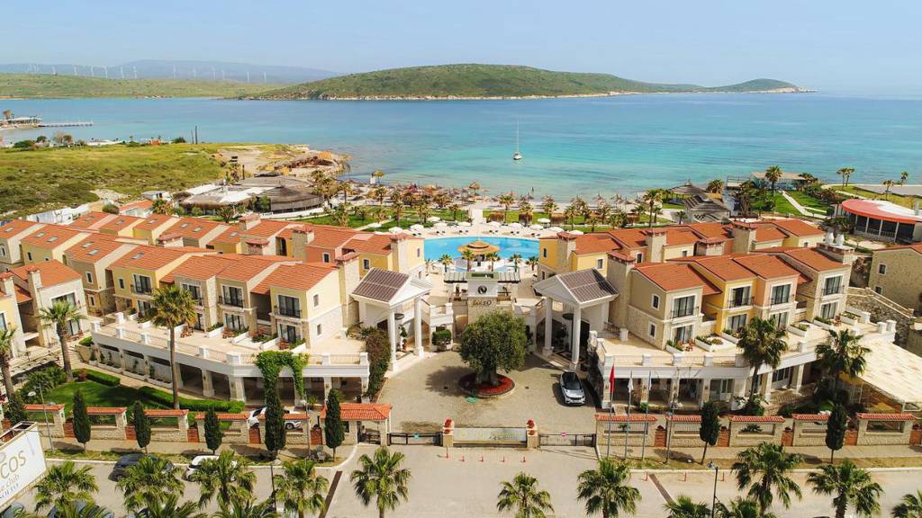 Cocos The Club Solto
