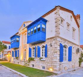 Alacati Cumbali Konak Hotel в Алачати