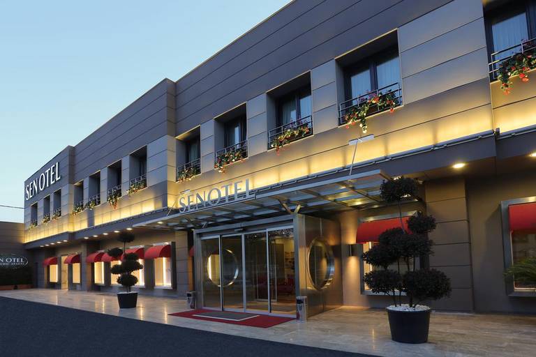 Sen Hotel Suites & Residence