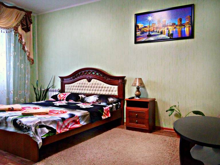 Apartment on prospekt Vyacheslava Klykova 78