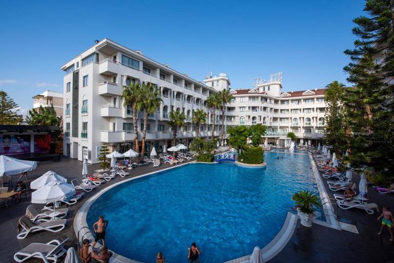Side Star Beach Hotel